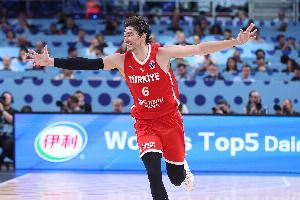 记者：奥斯曼将接受希腊球队PAOK塞萨洛尼基三年900万欧元的合同-23